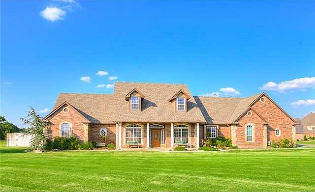 1st image of 3639 Deerbrook Cir NE