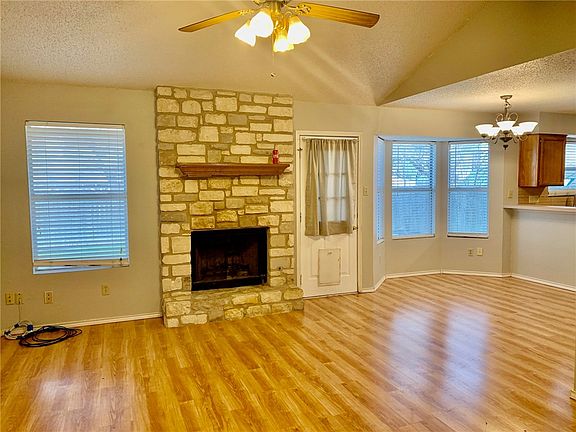 2nd image of 1707 Tamra Ct