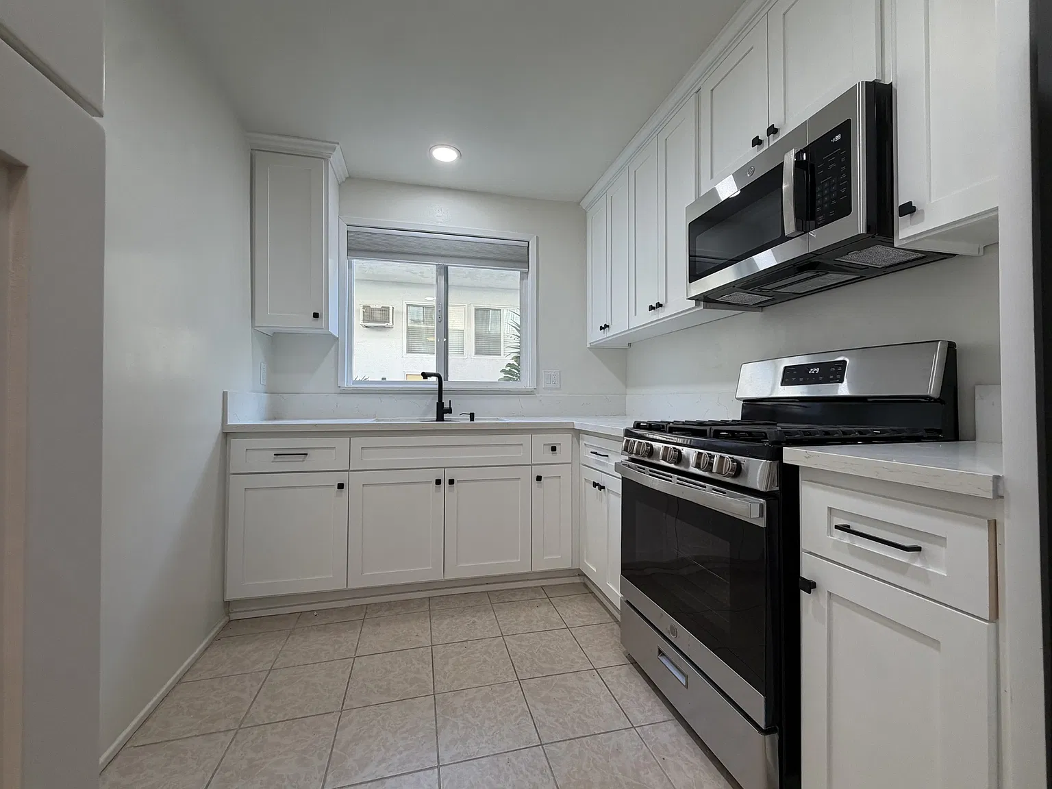 1 bed, 600 sqft, $2,200 — Photo 1