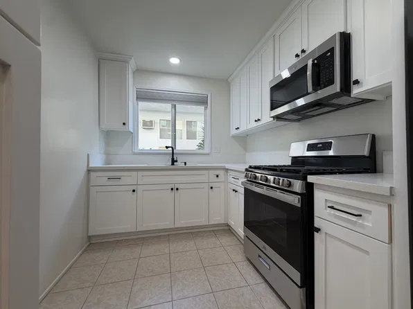 8267 Norton Ave #2, Los Angeles, CA 90046