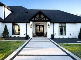 3801 Caddo Cv, College Station, TX 77845