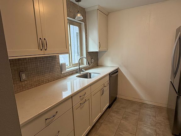 3rd image of 1108 NW Market St APT 4