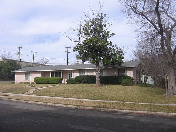 4th image of 103 Meadowood Ln