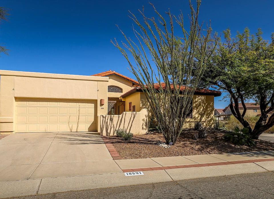 1st image of 10691 E Northern Crest Dr