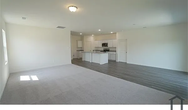 794 Yorkshire Dr — Photo 13