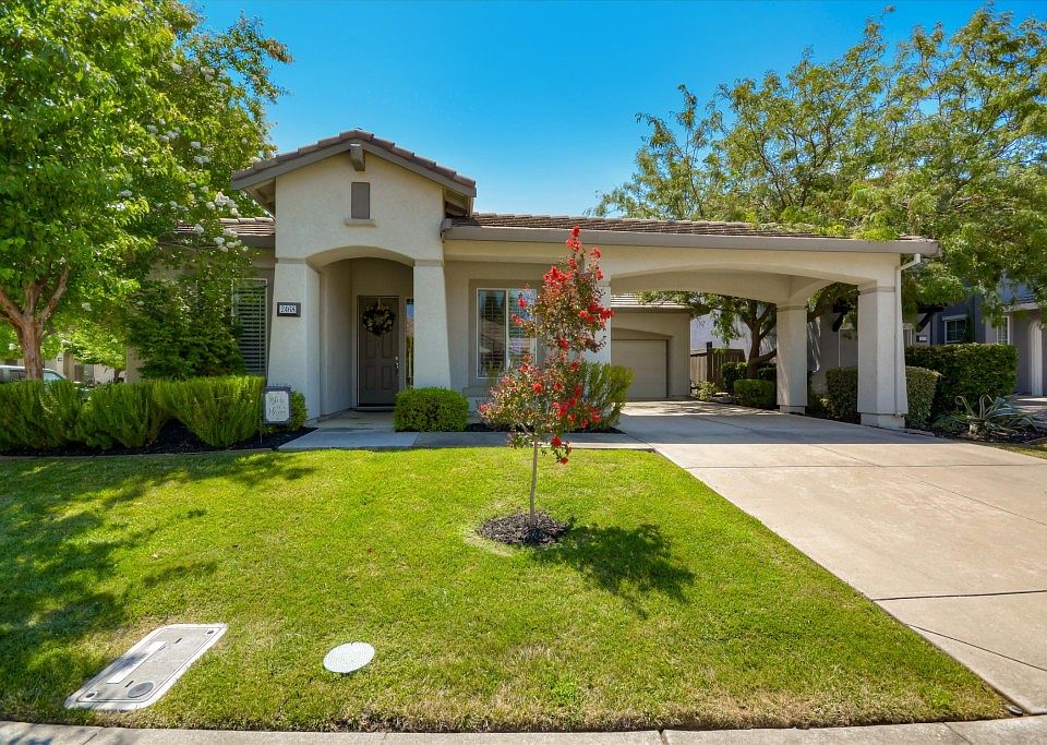 1st image of 2468 Krameria Ave