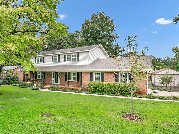 2nd image of 561 Innsbrook Dr