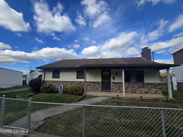 401 E 7th St, Mount Carmel, PA 17851