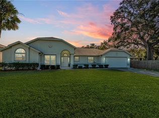 161 Lake Shore Dr W, Palm Harbor, FL 34684