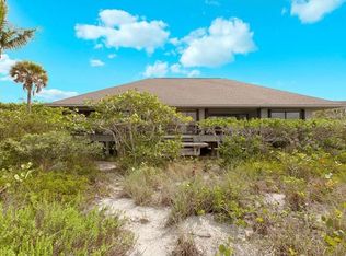 909 Snowberry Ln, Sanibel, FL 33957