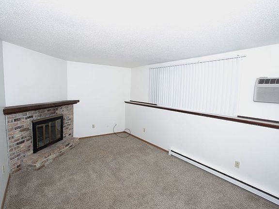 4th image of 1708 24th Ave S #1812-8