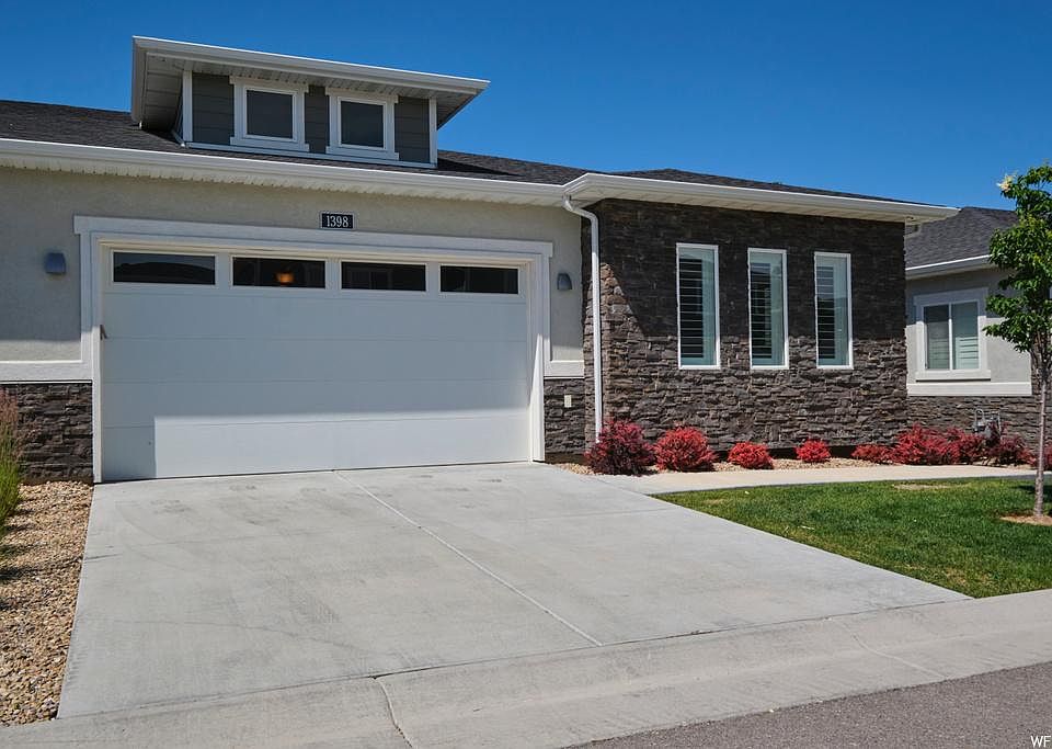 1st image of 1366 Stewart Falls Dr