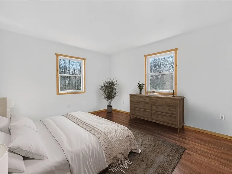 42 Butrick Rd #O — Photo 3