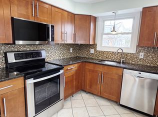 15 Putnam Pl, Winthrop, MA 02152