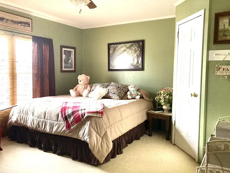 107 Puckett Rd — Photo 11