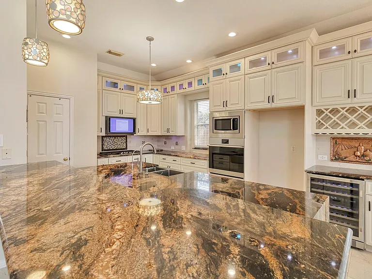 11811 Newport Shore Dr — Photo 9