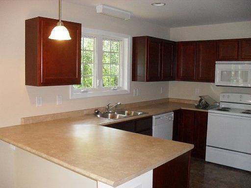 4th image of 3411 Bishop St