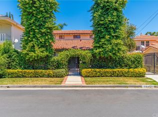 15751 Morrison St, Encino, CA 91436