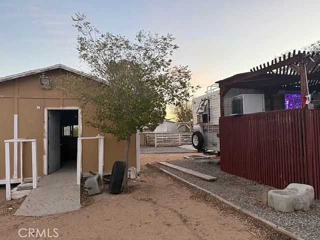 16100 Navajo Rd — Photo 23