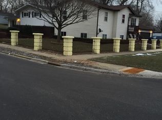 1211 New York St, Waukegan, IL