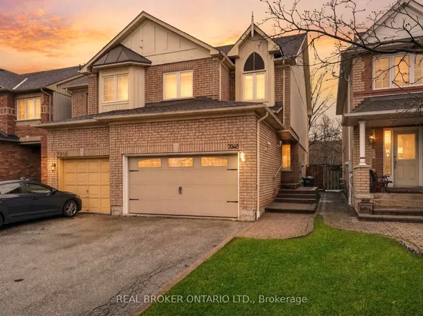 7048 Frontier Rdg, Mississauga, ON L5N 7R6