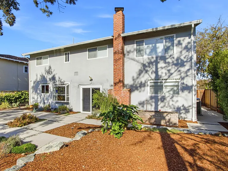 6137 Banner Dr — Photo 52