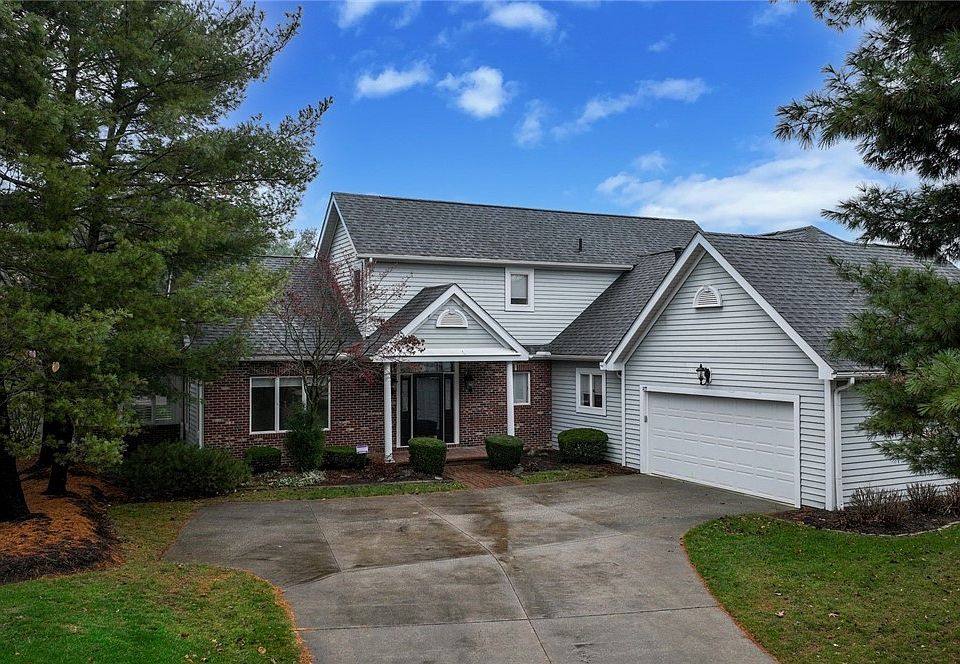 1st image of 207 Lake Pointe Dr