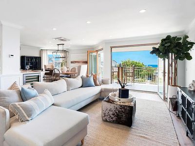 5366 La Jolla Blvd UNIT 102C, La Jolla, CA, 92037