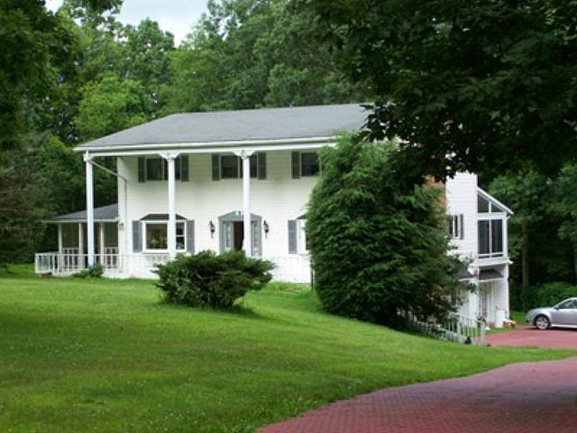 1st image of 107 Franklin Ln