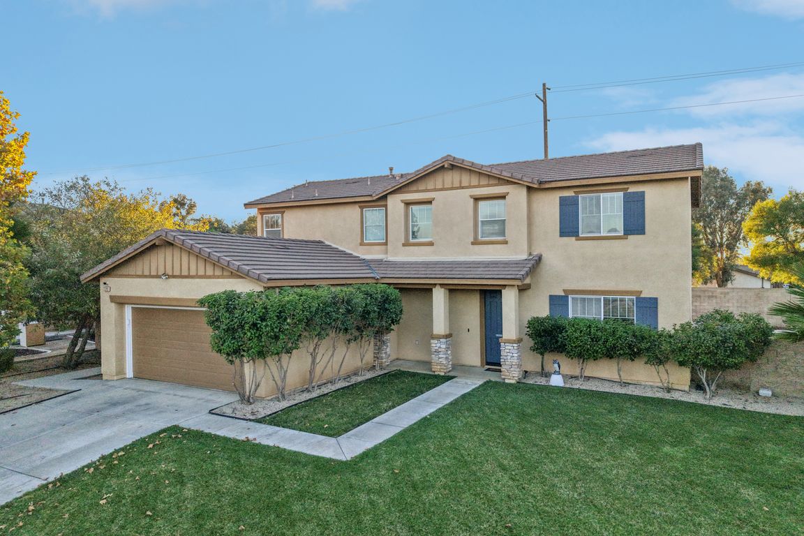 Gypsum St-S0611-1-001.jpg