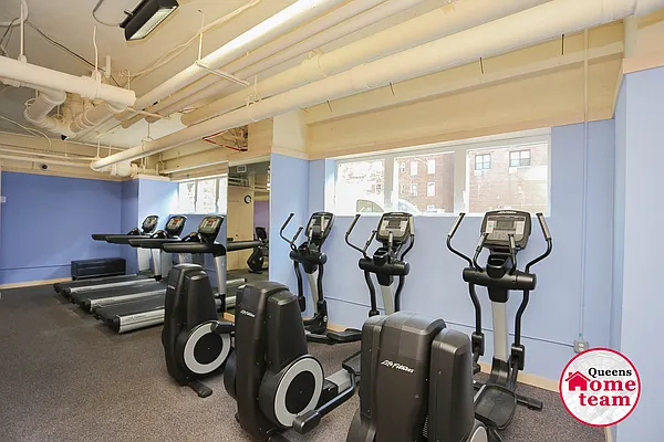 Sold by Keller Williams Realty Landmark II | media 49