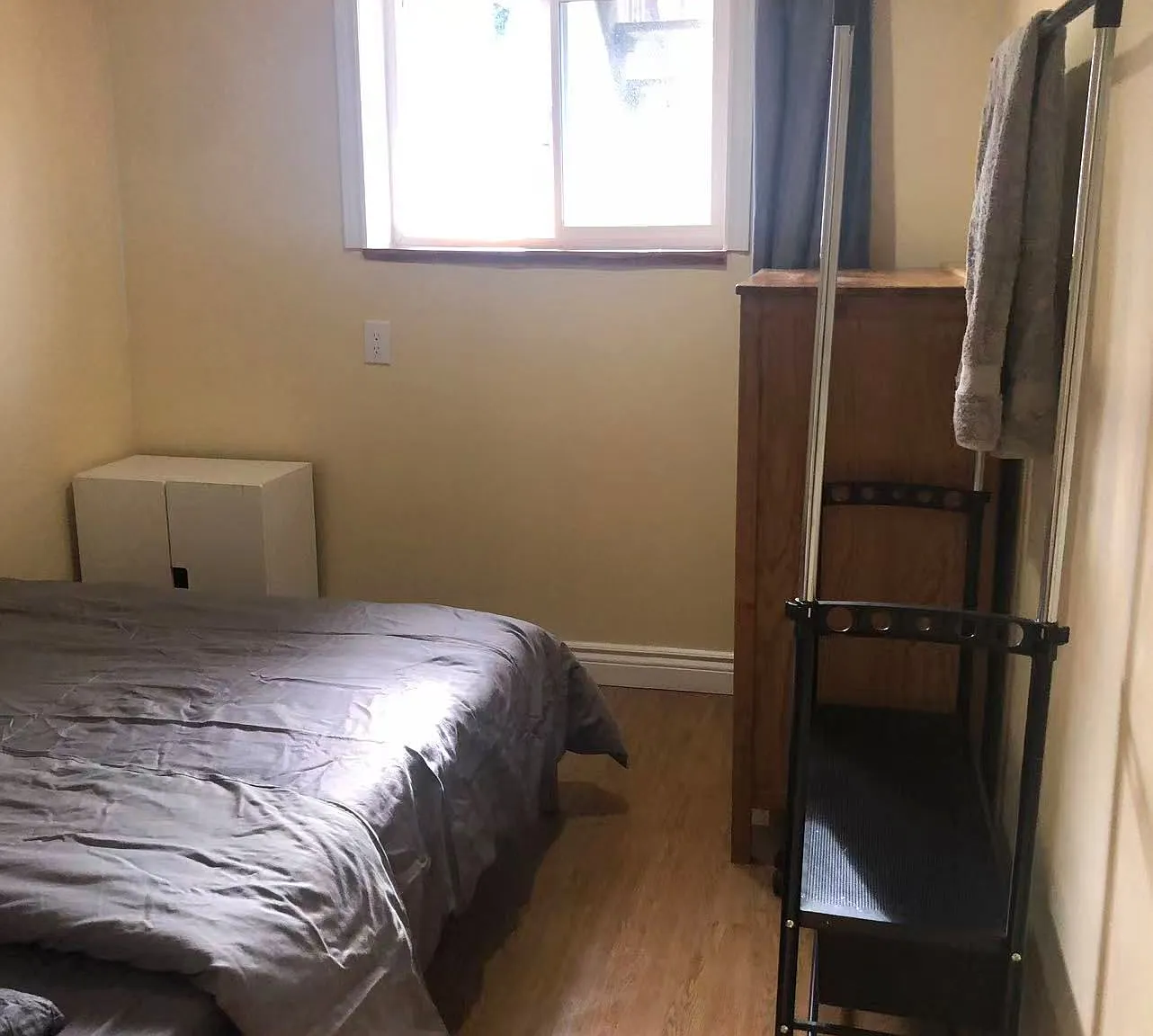 1 bed, $1,000 — Photo 2