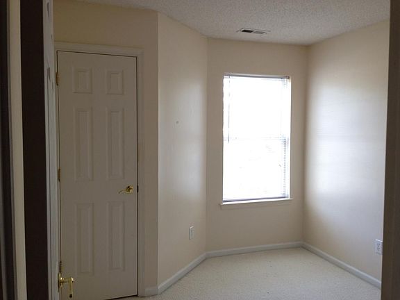 4th image of 5003 Kemps Lake Dr
