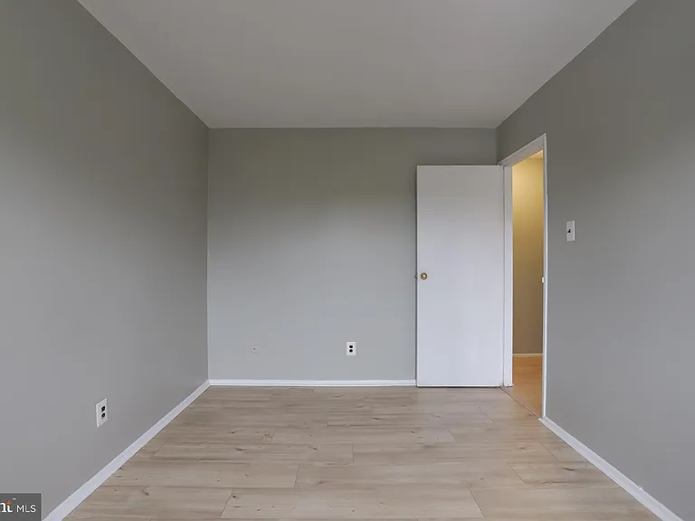1940 Arrowood Dr — Photo 20