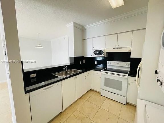 4th image of 5091 NW 7th St APT 704