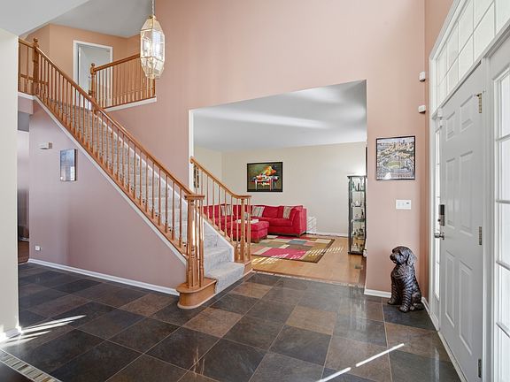 2nd image of 1718 Belcourt Ln