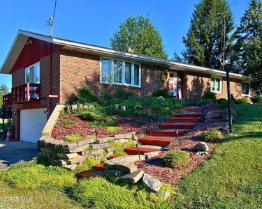 16 N 287 County Rd #B, Napoleon, OH, 43545