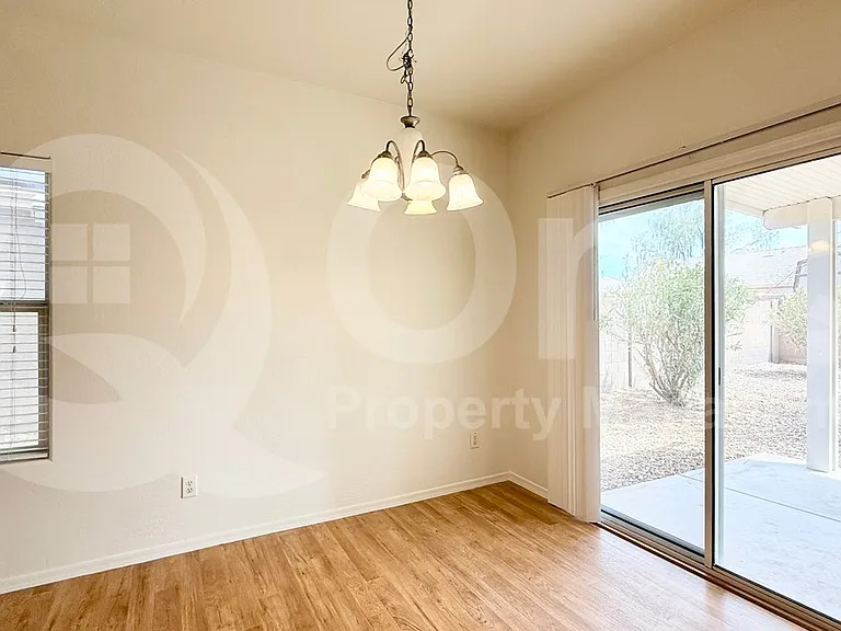 807 W Sunset Dr — Photo 14