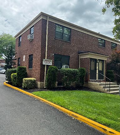 2nd image of 220-40 73rd Ave #25A1