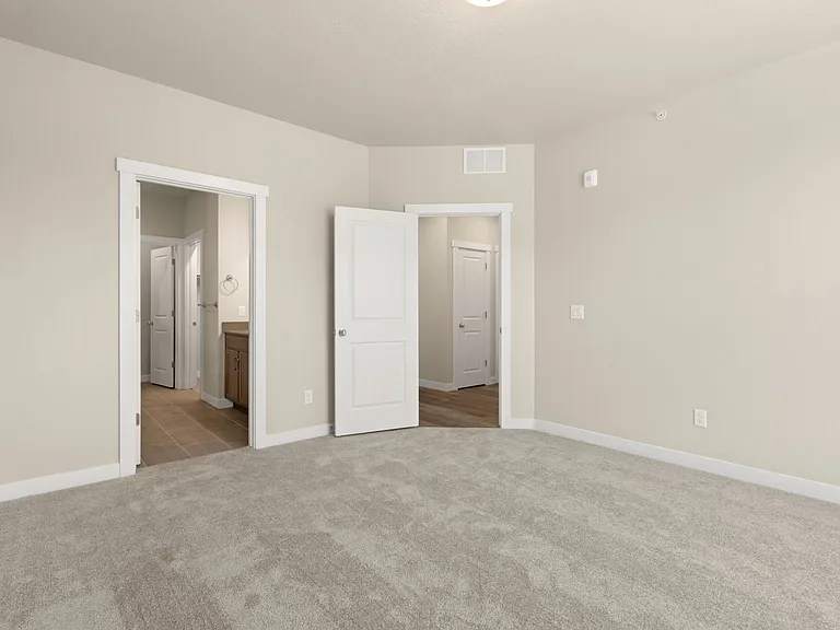 938 Schlagel St #6 — Photo 13