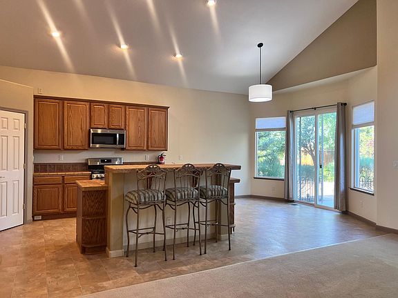5th image of 307 Lahinch Ct