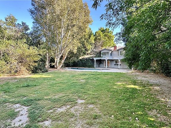 5th image of 17331 Labrador St