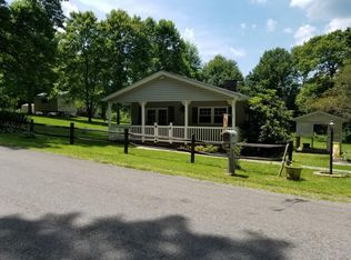 573 Henrys Bend Rd, Oil City, PA 16301