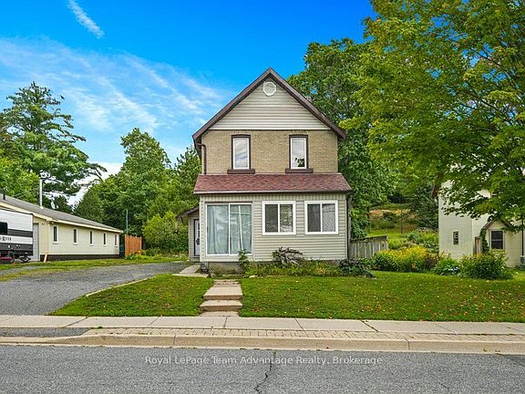 2nd image of 111 Gibson St