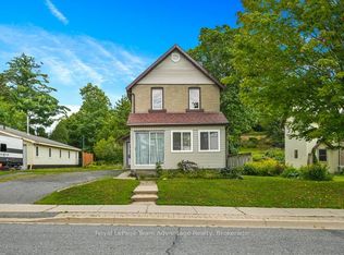 111 Gibson St, Parry Sound, ON P2A1X6