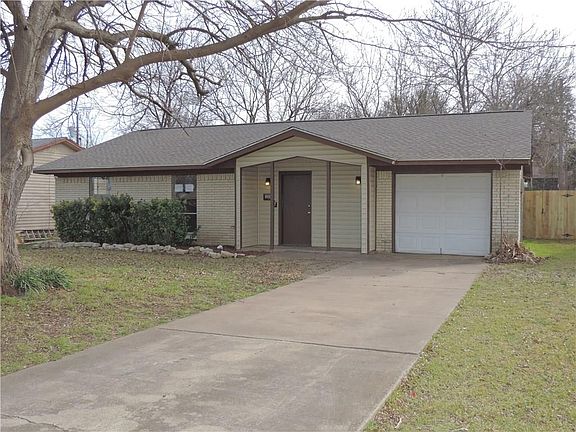 2nd image of 334 Linklea Dr