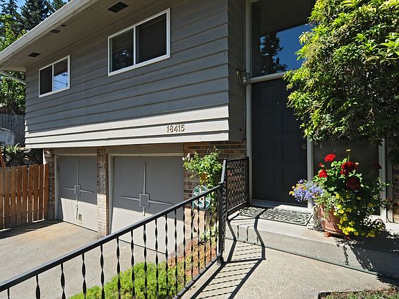 4th image of 18415 16th Ave NE