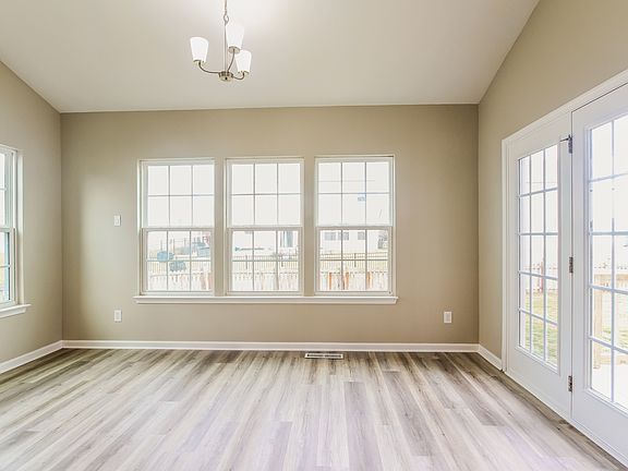 4th image of 6645 School Branch Dr