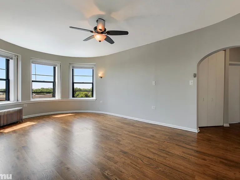 7301 N. Sheridan — Photo 34