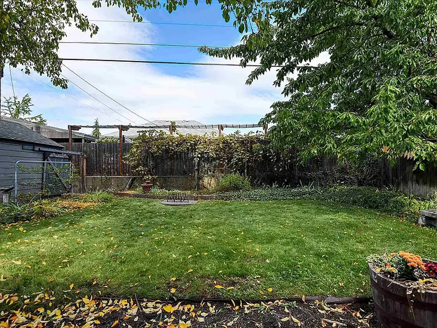 Partially Furnished!! Charming Home In A Convenient Northwest Location! — Photo 2